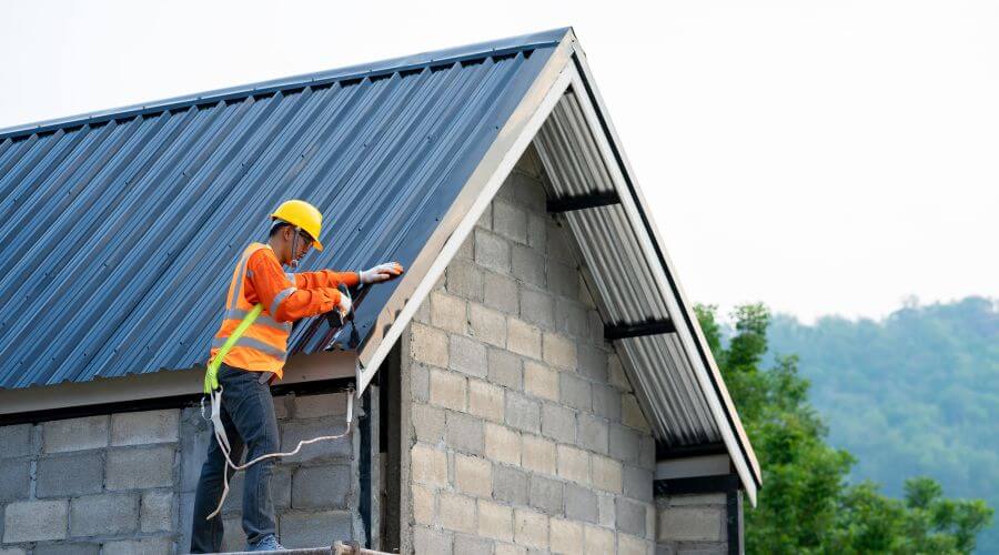 Expert Emergency Roof Repairs services in Danielson, CT